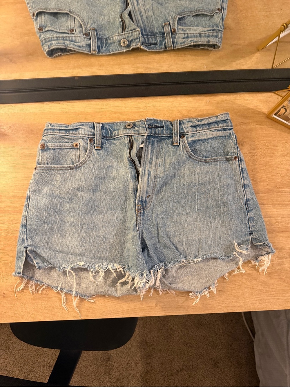 Abercrombie mom short